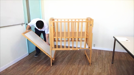 収納棚の取り付け1