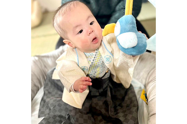 男の子用 ベビー着物 羽織袴セット(ホワイト)