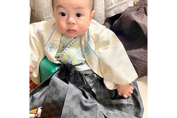 男の子用 ベビー着物 羽織袴セット（ホワイト）