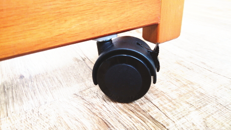 キャスター取り付け3