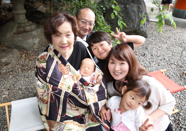 お宮参りのレンタルは「ヤマサキ」10