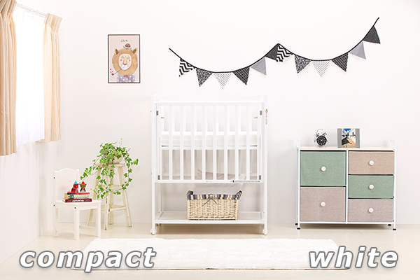 ベビーベッドのカラーバリエーションコンパクトホワイト