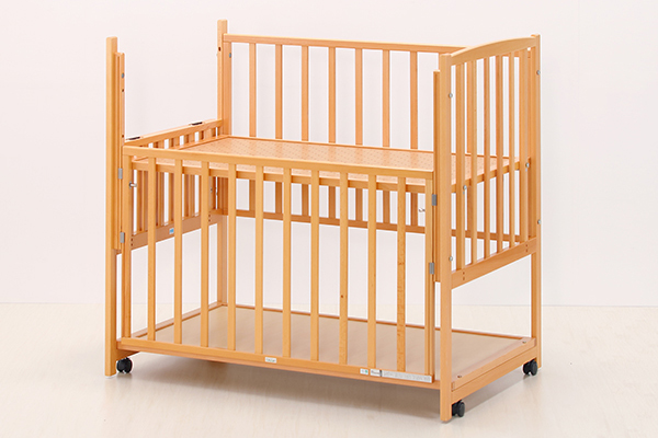 ハイタイプのベビーベッド4